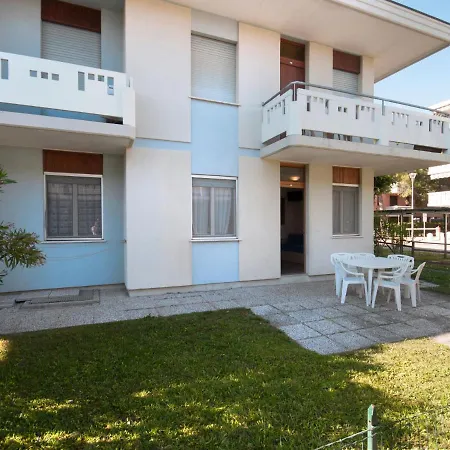 Diana-1 By Interhome Lägenhet Bibione